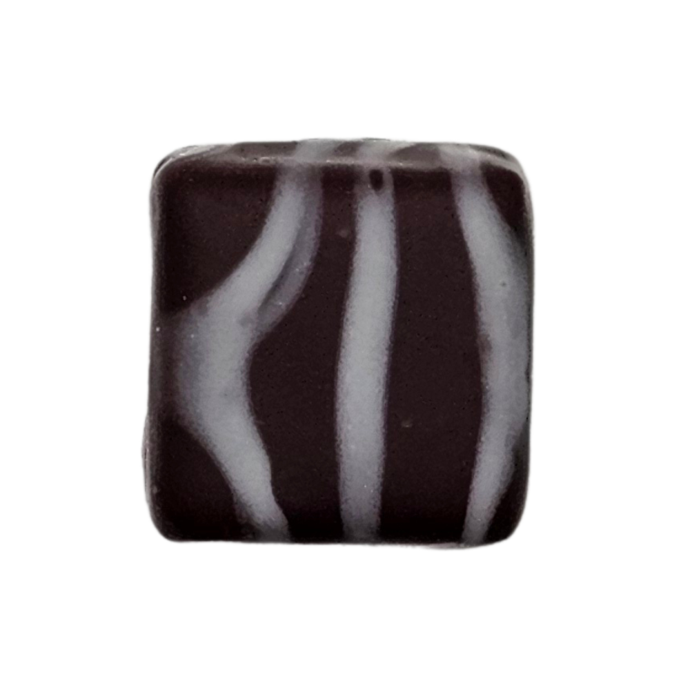 Cremino alla Mandorla La delicatezza della mandorla si fonde con la cremosit&agrave; del cremino, il tutto racchiuso in cioccolato fondente. Una combinazione elegante e sofisticata. La e Vita Pasticceria Vigevano